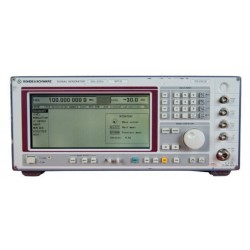 Rhode & Schwarz SMT06 Signal Generator 5 kHz - 6 GHz